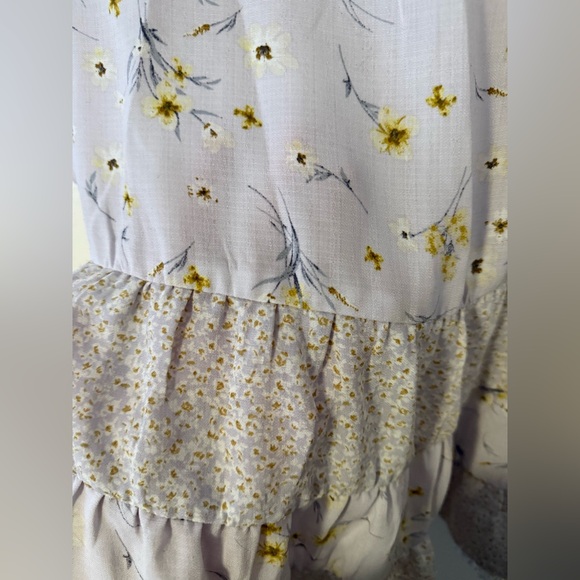 Paper Crane Babydoll Tiered Pastel Floral Print Blouse Size Large - Cottagecore - Picture 5 of 7